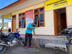 Ciptakan Lingkungan Sehat Plus Bebas Dari Covid – 19, Personil Polres Tolikara Bersih – Bersih Mako