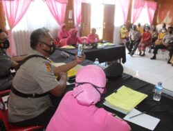 Pimpin Sidang Nikah Dinas BP4R, Ini Pesan Wakapolres Kepada 15 Pasangan Personel Polres Puncak Jaya