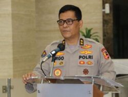 Panglima TNI dan Kapolri Keliling Jabar, DIY, Jatim dan Jateng Tinjau Vaksinasi Massal dan Pos Penyekatan