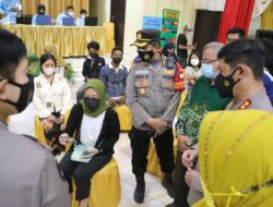 Kapolda Sulsel Hadiri Pembukaan Pelaksanaan Vaksinasi Covid-19 Lintas Agama , Kerjasama Muhammadiyah dan Polda Sulsel .