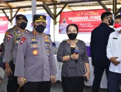 Tinjau Kegiatan Buruh di Banten, Kapolri Akan Perkuat Akselerasi Vaksinasi di Wilayah Aglomerasi