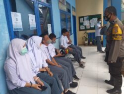 Bhabinkamtibmas Sombalabella Sambangi Sekolah, Sampaikan Pesan Prokes Kepada Siswa