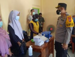 Tinjau Vaksinasi di Lakatong, Begini Pesan Kapolres Takalar Untuk Masyarakat