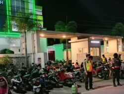 Berikan Rasa Aman Saat Salat Tarawih, Polres Takalar Turunkan Personel PAM di Masjid