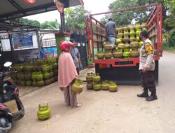 Sambangi Warga Binaan, Bhabinkamtibmas Polsek Pattallassang Berikan Imbauan Kamtibmas Dan Prokes Covid-19