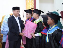 Bupati Takalar Hadiri Wisuda Santri TKA/TPA Se-Kecamatan Pattallassang