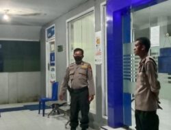 Dimalam Hari, Anggota Polsek Galsel Laksanakan Patroli di Bank BRI Unit