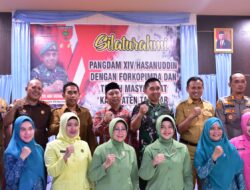 Bupati  Dan Wabup Takalar Dampingi Pangdam XIV/Hasanuddin pantau vaksin dan pembagian BLT