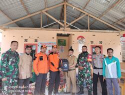Sinergitas TNI-Polri Kawal Penyerahan Bantuan oleh Dinas BPBD Provinsi Sulsel