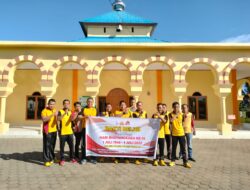 Bakti Religi Bersih-Bersih Masjid Polsek Polsel Dalam Rangka HUT Bhayangkara Ke-76