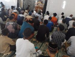 Safari Jumat di Masjid Ali Imran, Bhabinkamtibmas Berikan Himbauan Kamtibmas