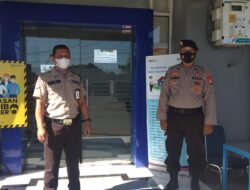 Ciptakan Rasa Aman dan Nyaman Bertransaksi, Personel Polsek Polsel Pam Bank BRI