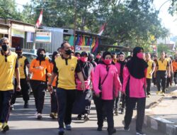 Olah Raga Bersama dan Gerak Jalan Santai Dalam Rangka HUT Polwan Ke-74 dan Hari Kesatuan Gerak Bhayangkari (HKGB) Ke-70