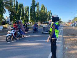 Gatur Pagi Personil Polwan Sat Lantas Polres Takalar