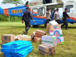 Polri Jangkau Tempat Terisolir Untuk Berikan Pasokan Kebutuhan Pokok