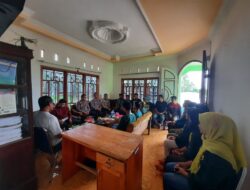 Kapolsek Polongbangkeng Utara Coffee Morning bersama Camat Dalam Kegiatan Jumat Curhat