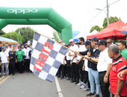 Kapolres Bulukumba Bersama Personel Dan Bhayangkari Ikuti Gerak Jalan Santai KSP Berkat