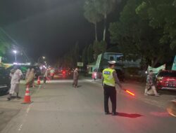 Wujudkan Rasa Aman Bagi Masyarakat Melakukan Ibadah, SatLantas Polres Takalar Lakukan Pengamanan Sholat Tarawih