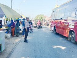 Personil Polsek Galsel Polres Takalar Lakukan Giat PAM Pasar Tradisional