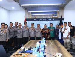 Pastikan Keamanan Kantor KPU dan Bawaslu, Sat Samapta Polres Takalar Laksanakan Patroli Dialogis