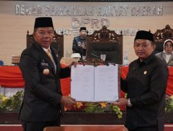 Bupati Bulukumba Serahkan Ranperda APBD 2024