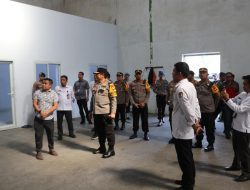 Kapolda Sulsel Berkunjung Ke KPU Sulsel dan Cek Gudang Surat Suara KPU di KIMA