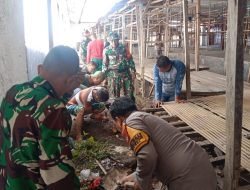 Personel Koramil 1426-04/Galesong Kembali Diturunkan Laksanakan Kerja Bakri Di Pasar Tala-Tala