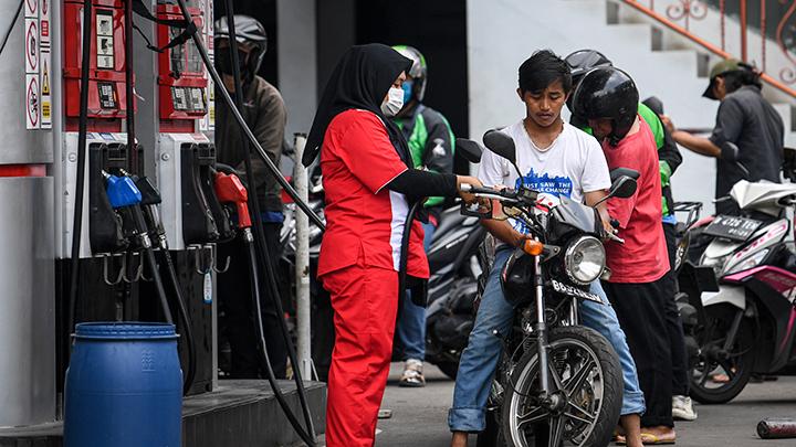 Nasib BBM di Persimpangan: Janji Jokowi dan Ramalan Pertamina Jelang Pemilu