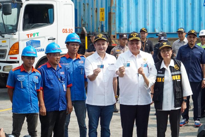 Polemik Pelabuhan Terjadi Akibat Penumpukan Kontainer, Kementerian Terlibat