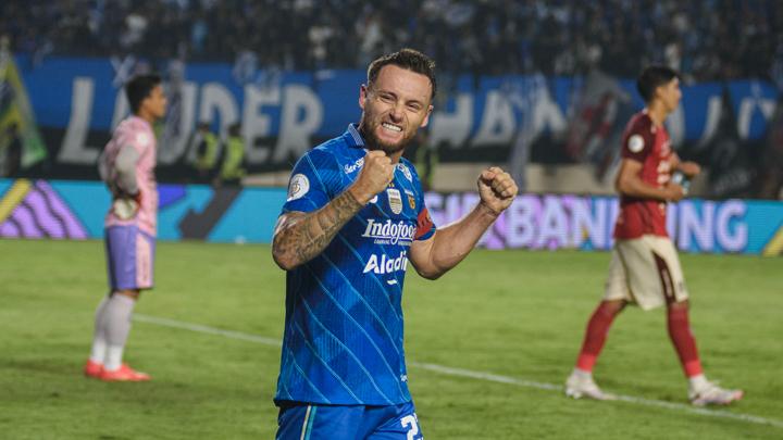 "Persib Aspal Lapangan untuk Balas Dendam di Leg Kedua"