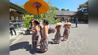 **Rasakan Kejayaan Keraton Yogyakarta: Langkahkan Kaki sebagai Abdi Dalem Istana**